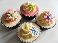 Cupcake Twins 1098988 Image 2